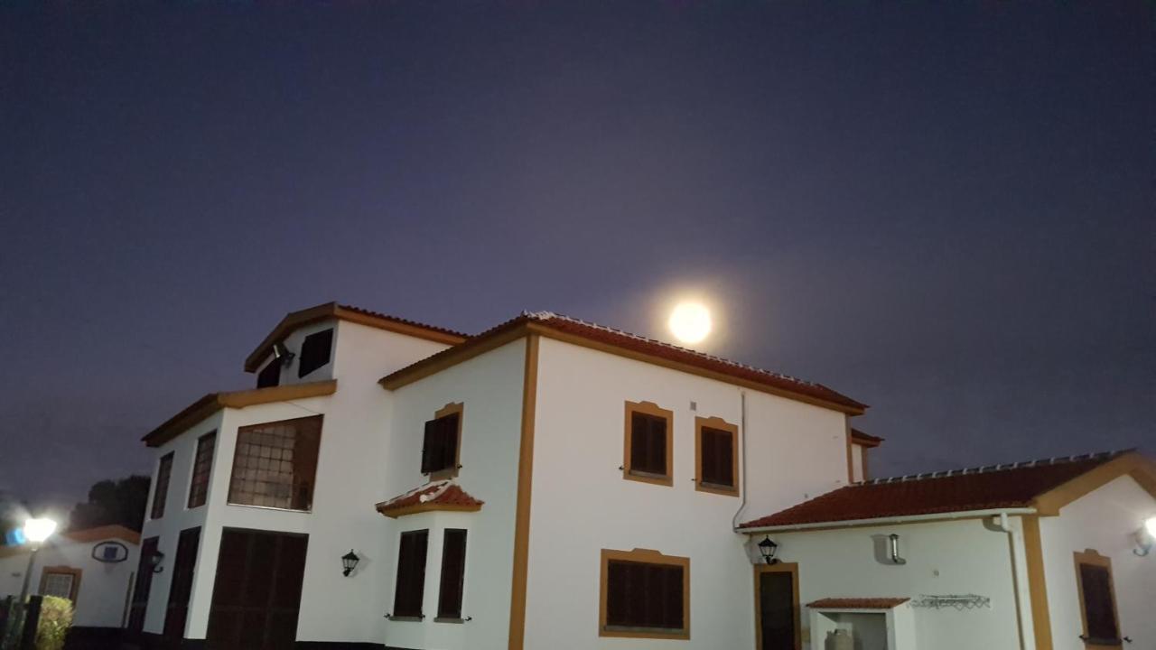 Casa Marques Bed & Breakfast Angra do Heroísmo Exterior photo